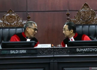 Mahasiswa Uji UU Pilkada Minta MK Hapuskan “Threshold” Pilkada
