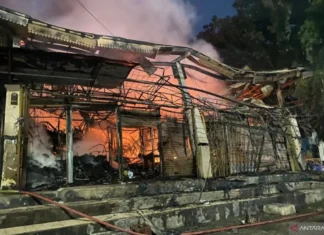500 Unit Kios di Pasar Taman Puring Ludes Terbakar