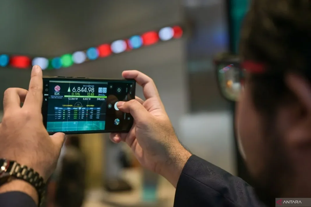IHSG Selasa dibuka melemah 10,09 poin