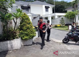 KPK Sita Rp2,8 Miliar dan 2 Senpi dari Rumah Kadis PUPR Sumut Nonaktif