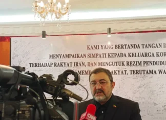 Kedubes Iran Gelar Aksi Tanda Tangan Petisi Solidaritas Korban Israel