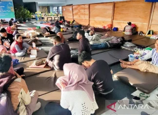Keluarga Korban KMP Tunu Berharap Operasi SAR terus Diperpanjang
