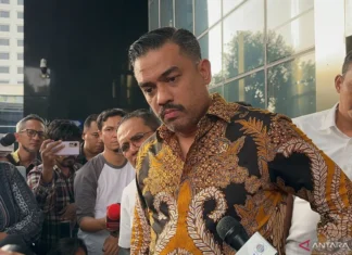 Menteri UMKM Jelaskan Istrinya ke Eropa untuk Temani Anak Lomba