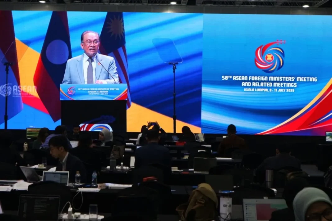 PM Malaysia buka AMM ke-58, ASEAN saat ini jadi perhatian dunia