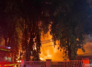 Pasar Taman Puring Jakarta Selatan Terbakar