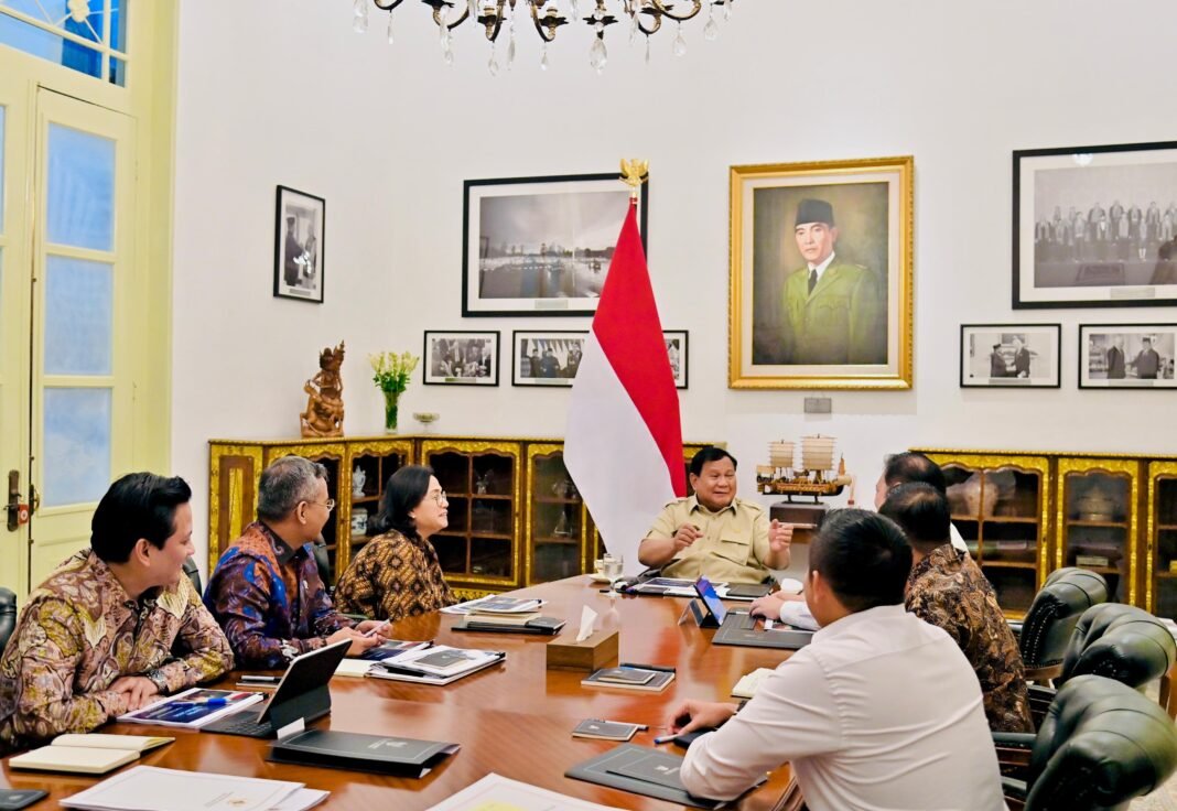 Presiden Prabowo Terima Laporan APBN 2024, Outlook Fiskal 2025, dan Penyusunan RAPBN 2026