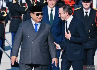 Presiden Prabowo Tiba di Paris untuk Hadiri Parade Bastille Day