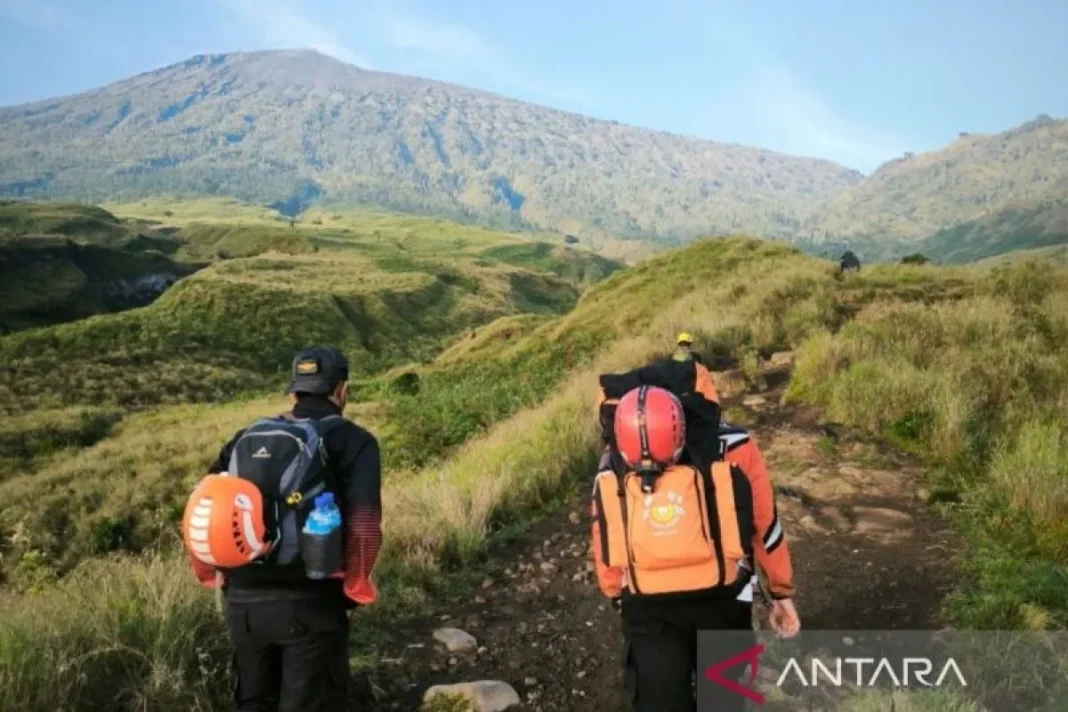 Tim SAR gabungan dikerahkan evakuasi pendaki asal Swiss di Rinjani