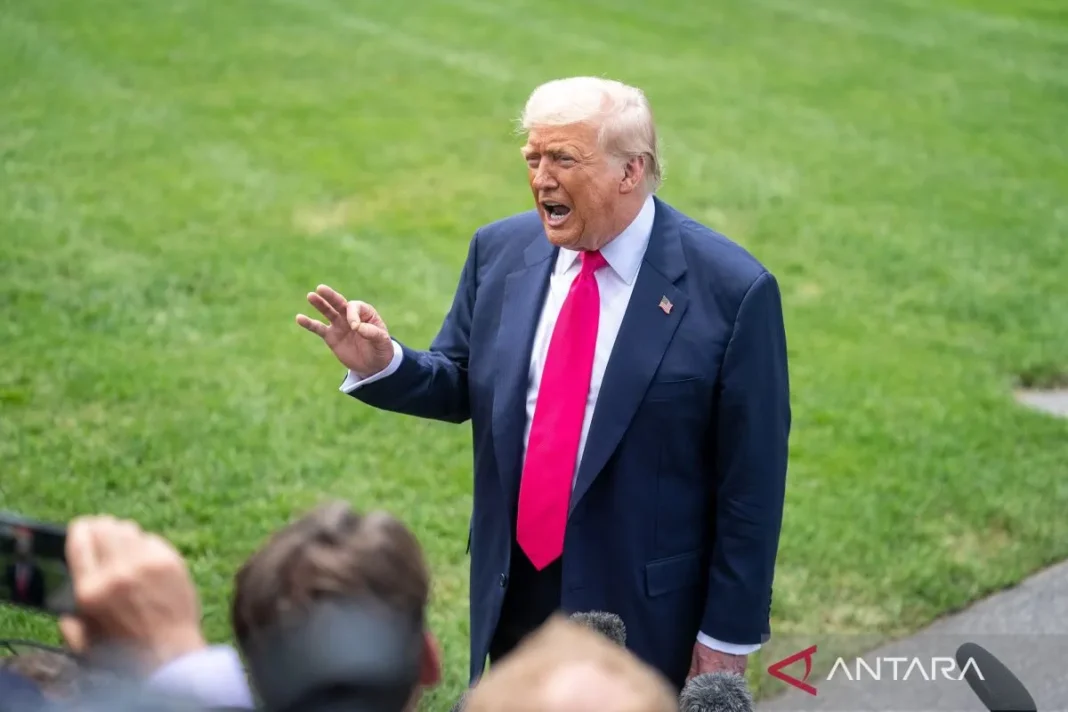 Trump ungkapkan RI setuju buka akses pasar penuh dengan AS, beli pesawat Boeing