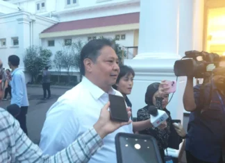 Airlangga Klarifikasi Isu Pengunduran Diri Sri Mulyani dari Kabinet