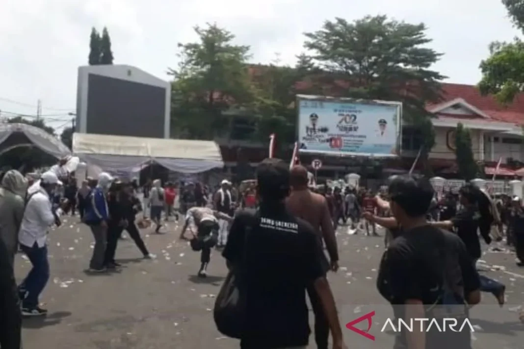 Dinkes Pati-Jateng, Ada 64 korban luka saat unjuk rasa