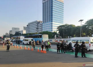 Jelang Sidang Tahunan, Lalu Lintas depan Gedung DPR/MPR Ramai Lancar