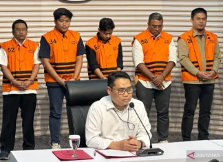 Hari ini, KPK Segel dan Geledah Ruangan di Kantor Kemenkes