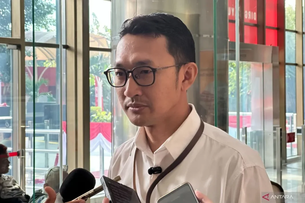 KPK sita dokumen dan barang bukti elektronik usai geledah Kemenag