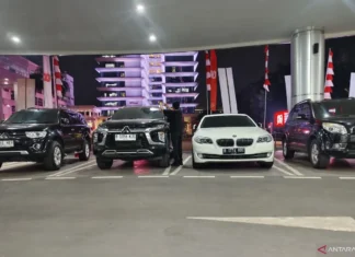Kejagung kembali Sita Kendaraan yang Diduga Milik Riza Chalid