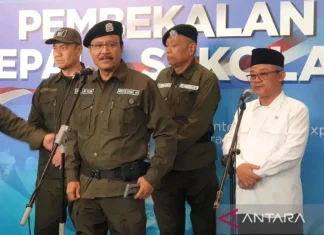 Mendikdasmen Ajak Mensos Terapkan 7 KAIH di Sekolah Rakyat