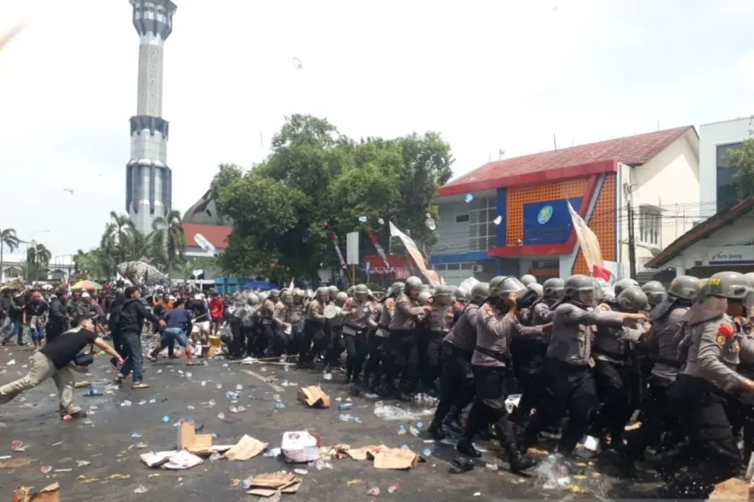 Polresta Pati amankan 11 orang yang diduga provokator dalam unjuk rasa