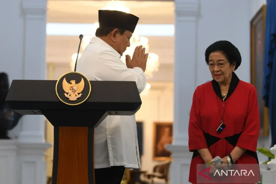 Prabowo ajak rakyat tenang, jaga keluarga, dan percaya pemerintah