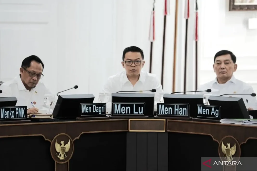 Presiden Prabowo puji diplomasi Menlu Sugiono di tengah gejolak global