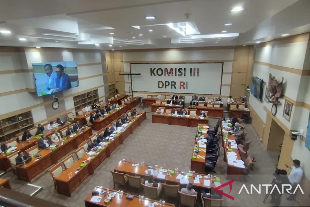 Wakil Ketua Komisi III DPR tanya KPK soal terminologi OTT