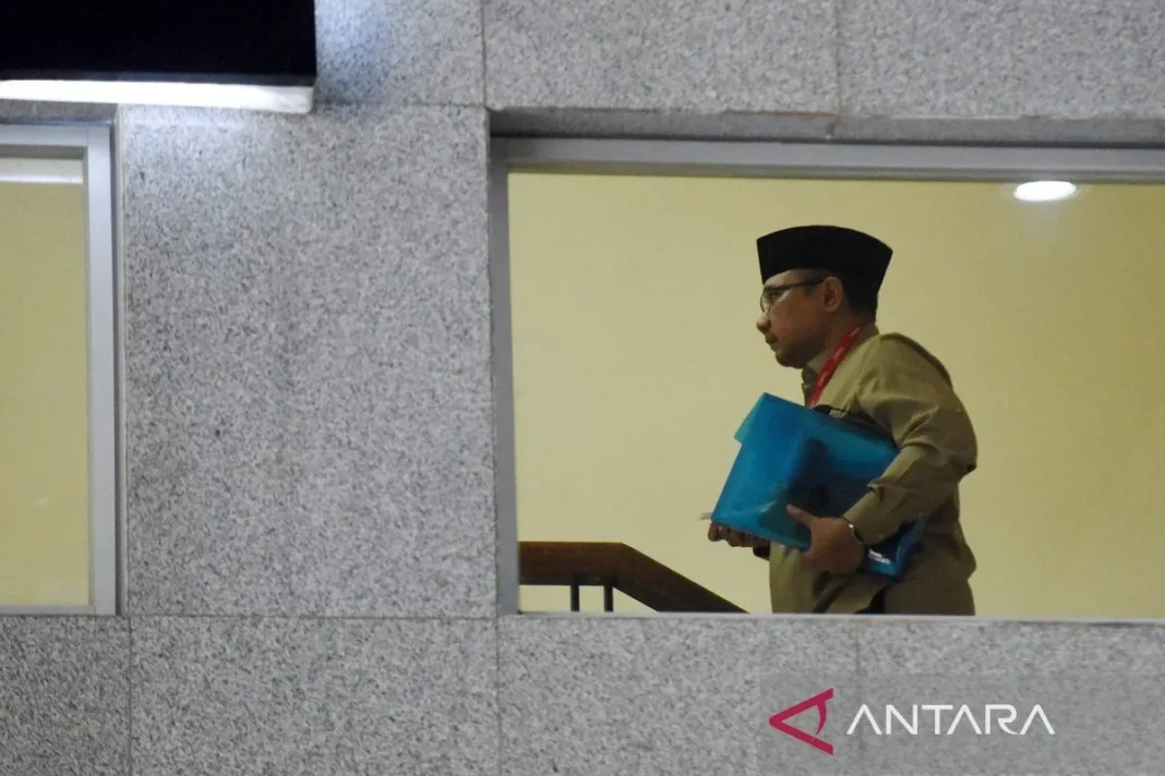 Yaqut Cholil Qoumas tegaskan akan kooperatif dengan penyidikan KPK
