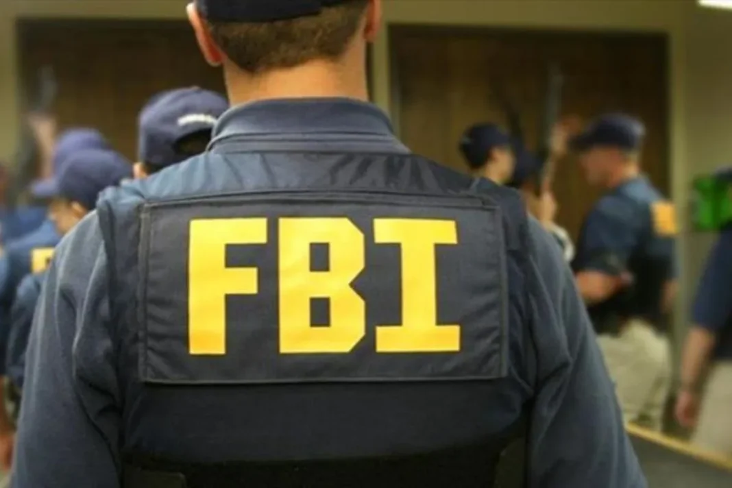 FBI rilis foto orang yang diduga terkait penembakan Charlie Kirk