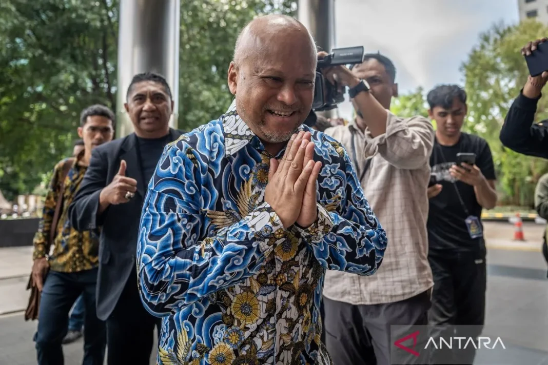 Kronologi jual mobil B J Habibie ke Ridwan Kamil terkait kasus BJB
