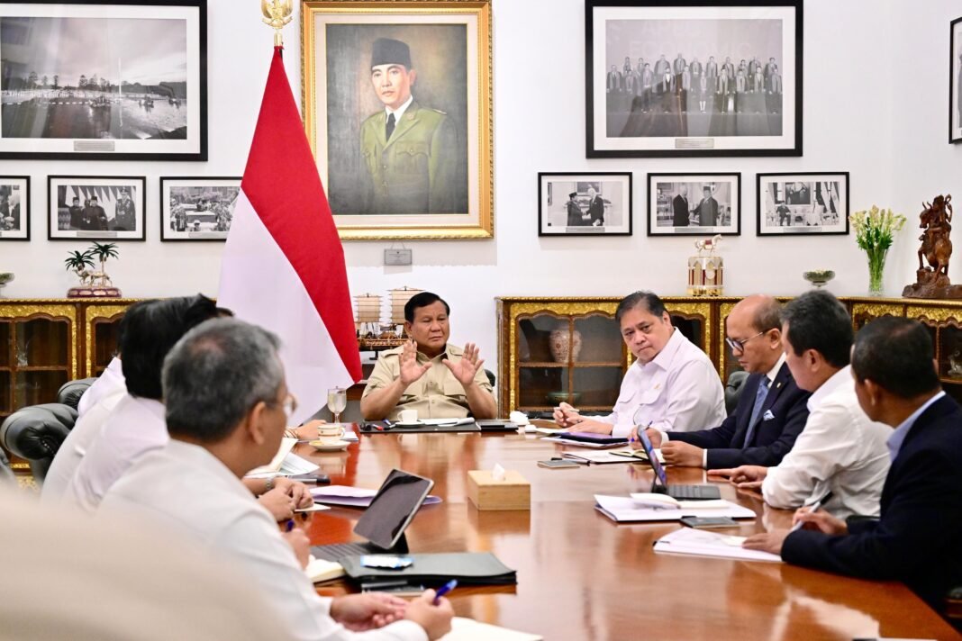 Ratas di Istana, Pemerintah Perpanjang Insentif Pajak dan Perluas Jaminan Perlindungan bagi Pekerja