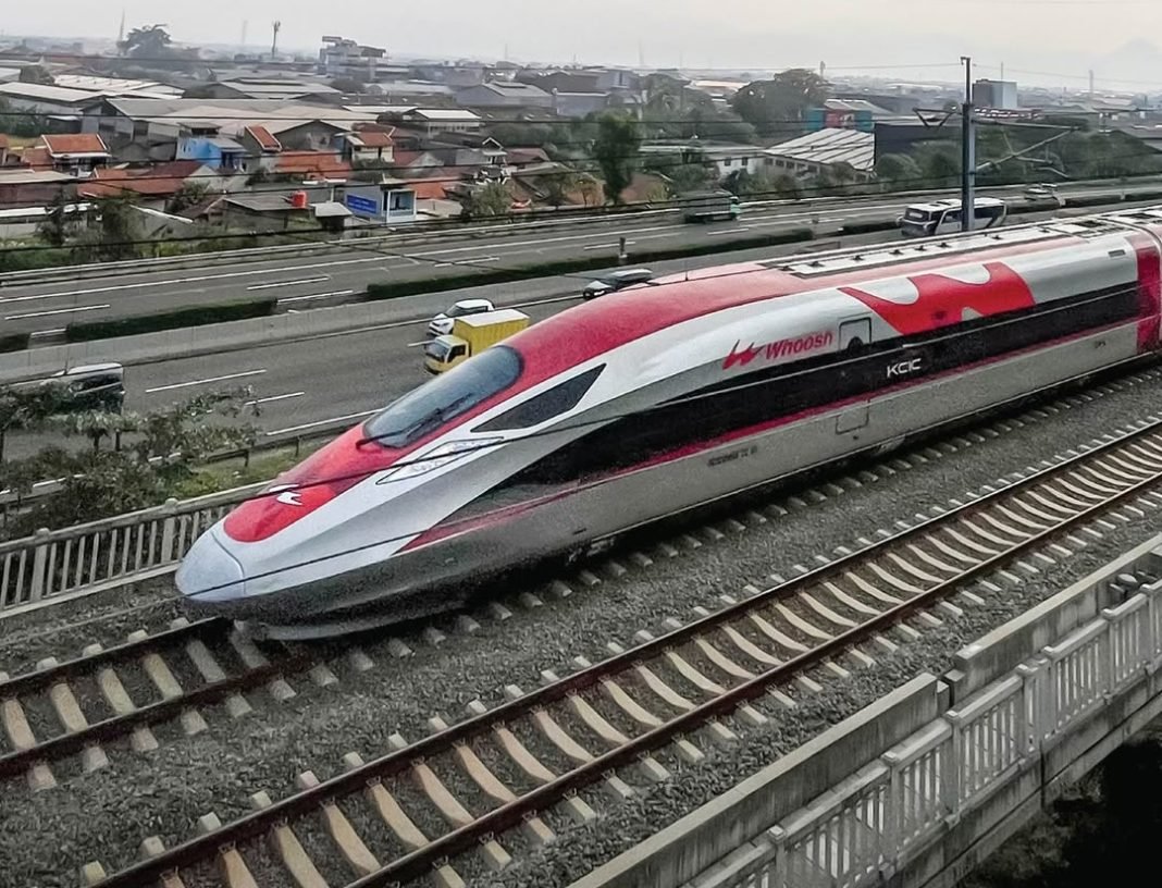 Pembiayaan Utang Kereta Cepat Whoosh Tak Akan Gunakan APBN, Pemerintah Siapkan Skema Alternatif