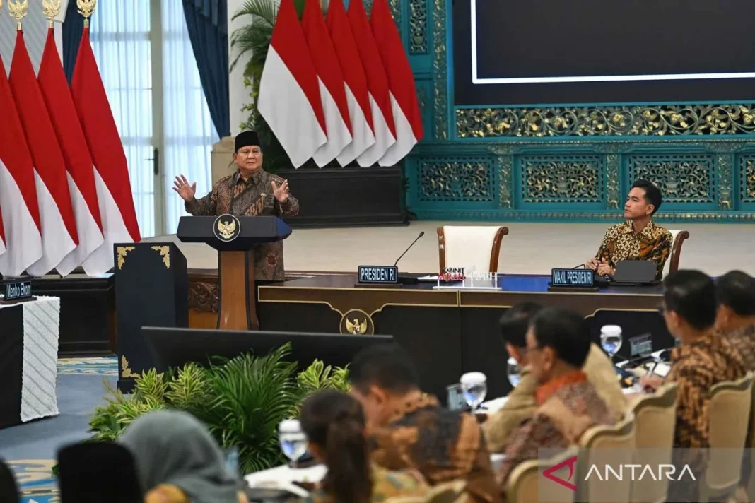 Prabowo tegaeskan, 50 ribu sekolah dapat layar IFP, akan ditambah tahun depan