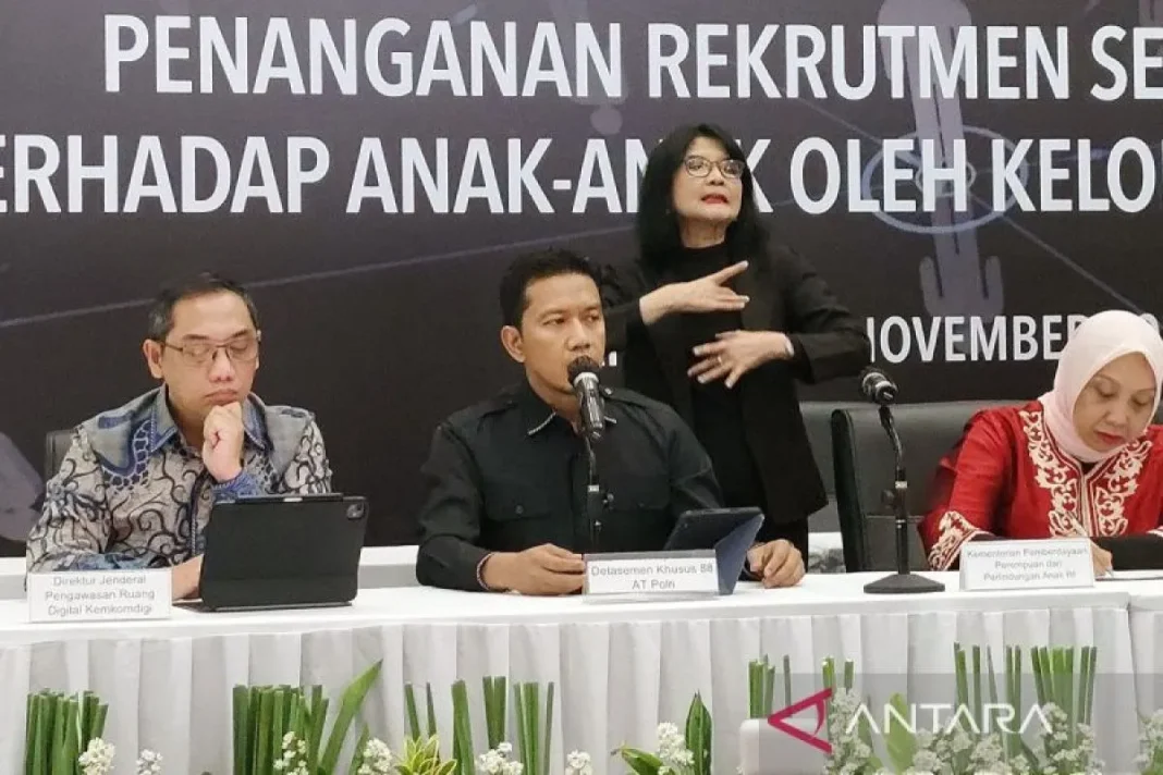 Densus 88 dorong orang tua cek ponsel anak guna cegah terorisme