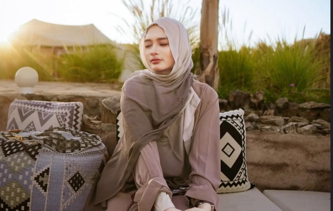 Inara Rusli Minta Maaf ke Manajemen karena Diterpa Isu Selingkuh dengan Insanul Fahmi, Khawatirkan Anak-Anak