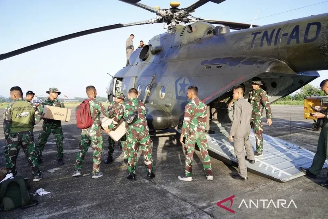 Akses terputus, Kodam Iskandar Muda terbangkan bantuan ke Langsa