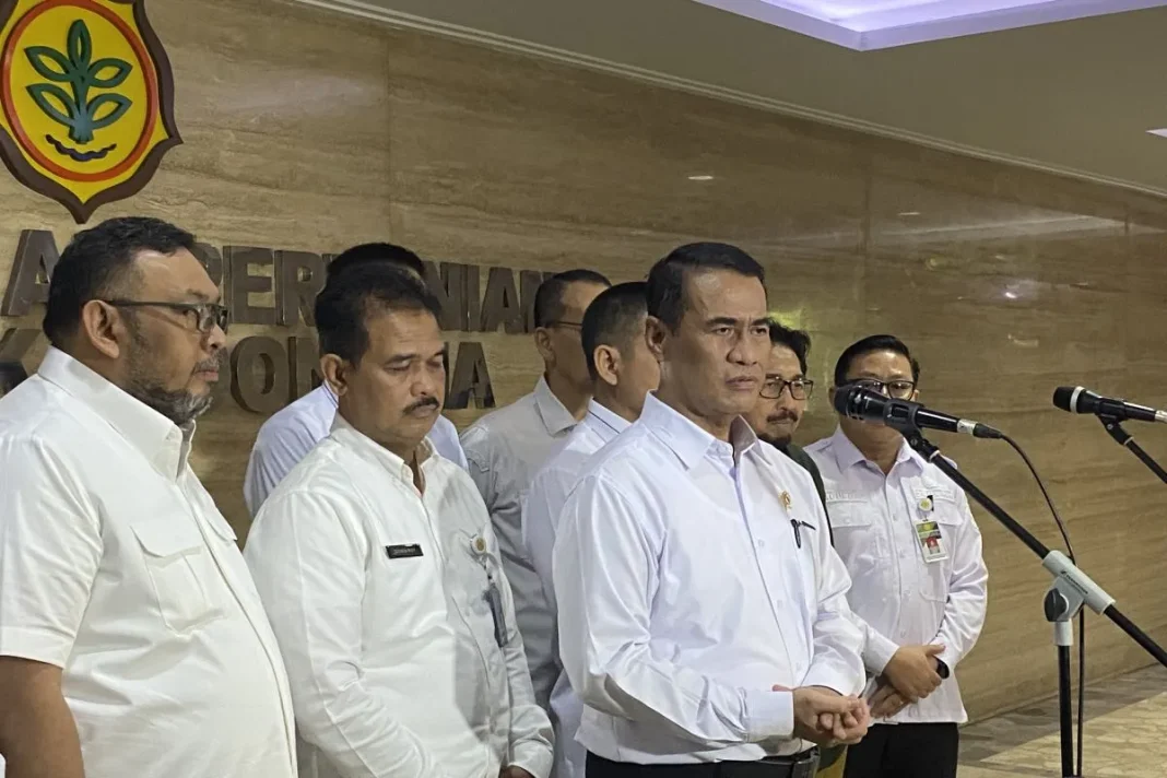 Kementan himpun bantuan pangan untuk korban banjir Aceh dan Sumatera