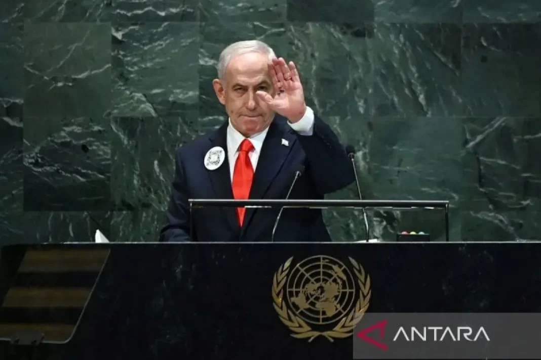 Usai ajukan grasi, Netanyahu hadiri sidang kasus korupsi