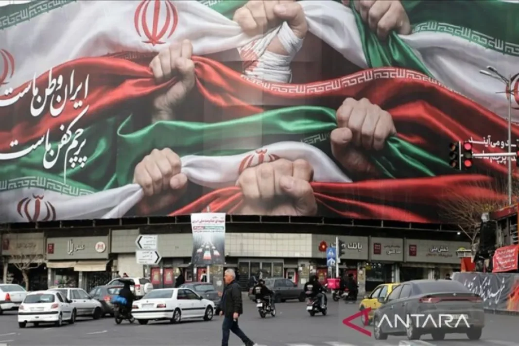 Diancam sanksi baru gegara aksi protes, Iran teriak, G7 munafik