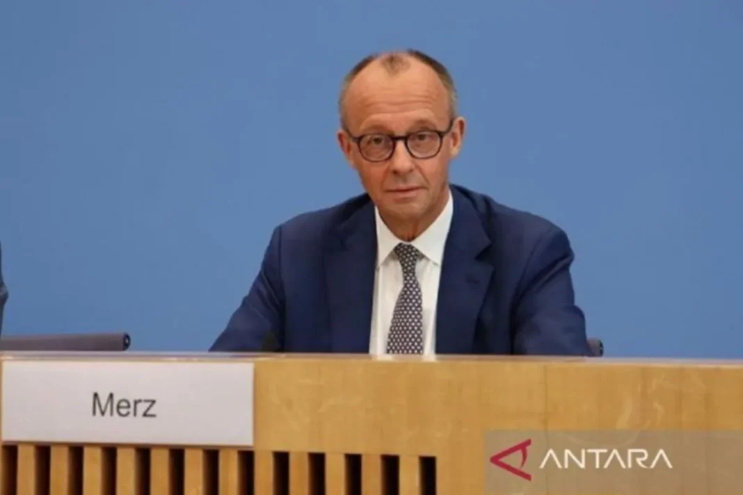 Merz ingin temui Trump di Davos bahas ancaman tarif
