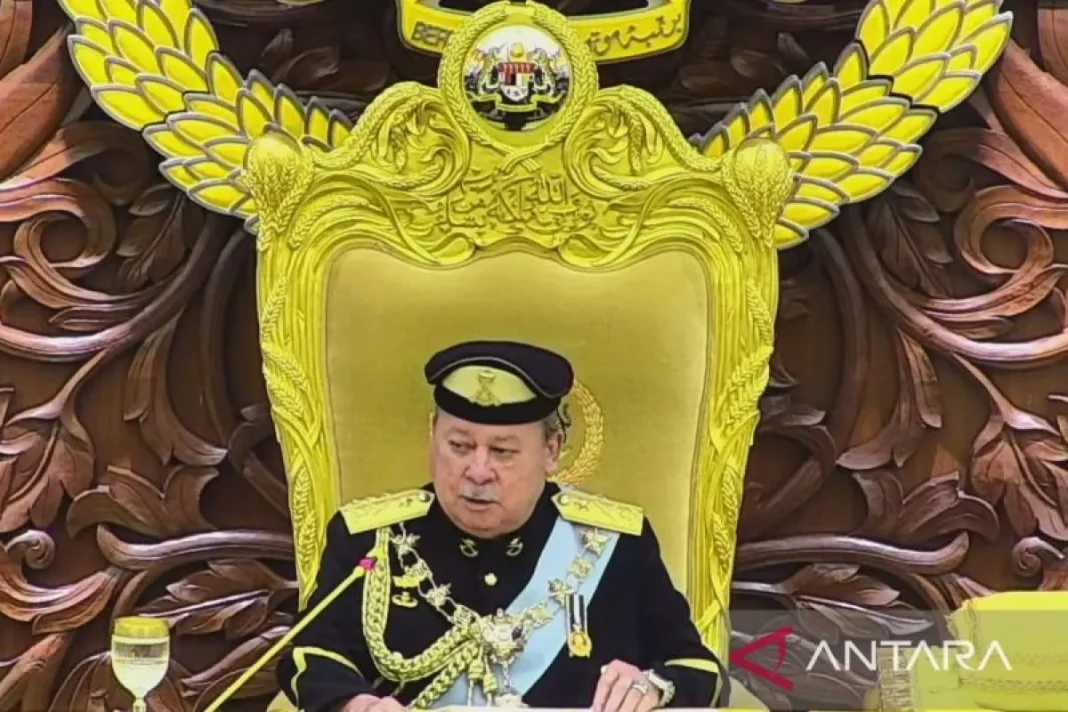 Raja Malaysia kecewa dengan korupsi di tubuh militer