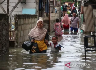BPBD Catat 61 RT dan Enam Ruas Jalan Tergenang Banjir di Jakarta