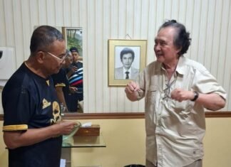 Catatan Abah Dahlan: “Kolegium MK”