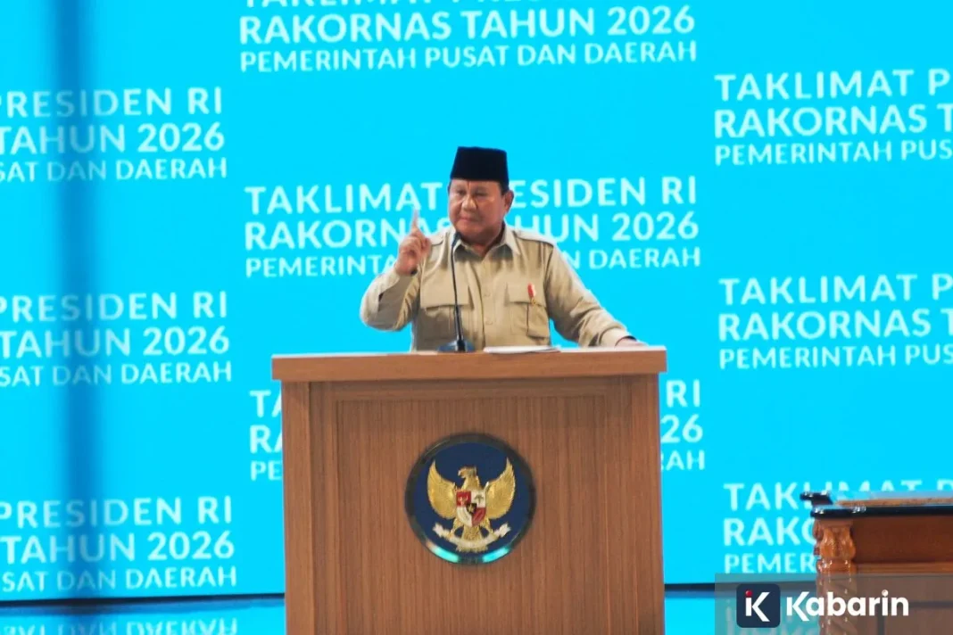 Presiden Minta Penataan Baliho dan Kabel Semrawut Dirapikan di Berbagai Daerah