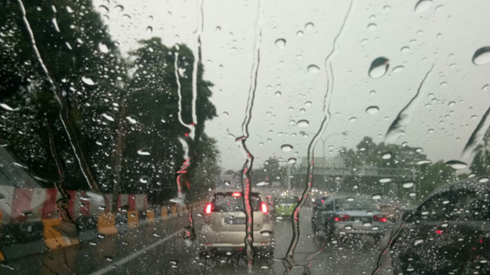 waspadai hujan petir