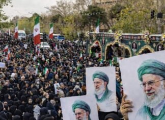 Catatan Abah Dahlan: “Aliran Boneka”