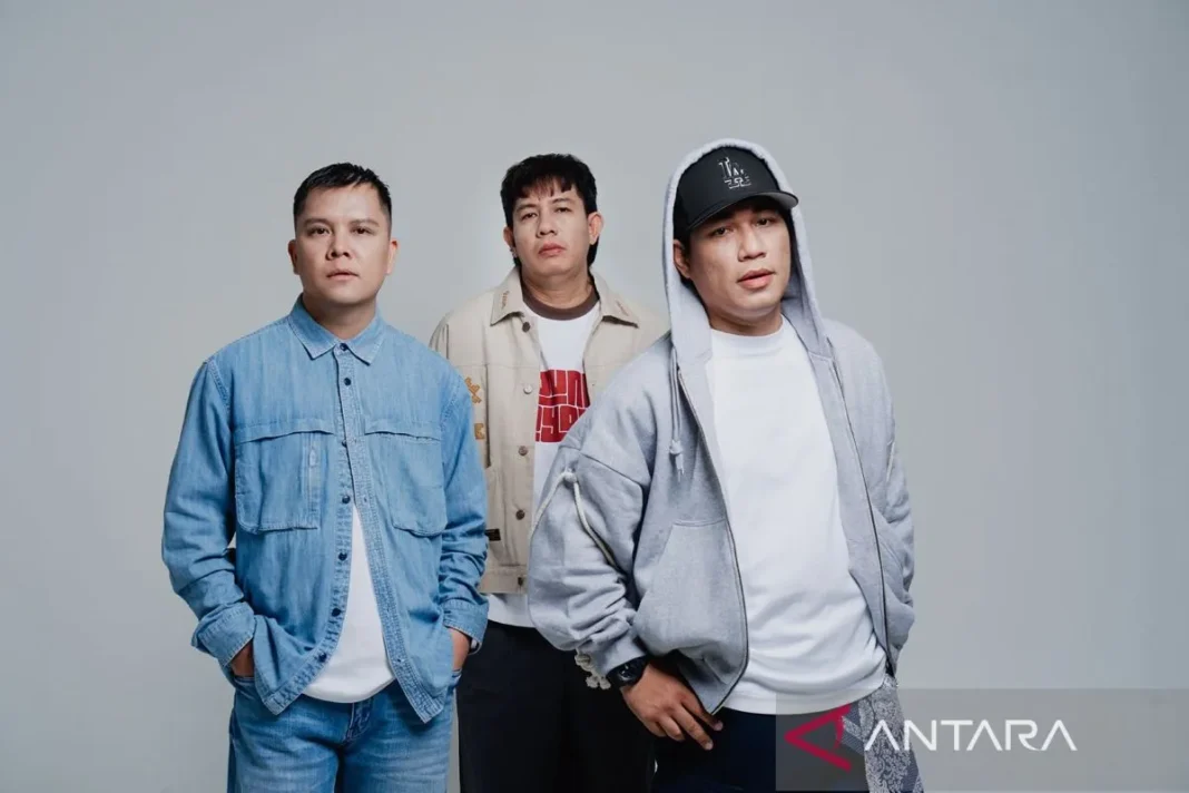 Armada rilis lagu Semalam, sang gitaris jajal jadi vokalis