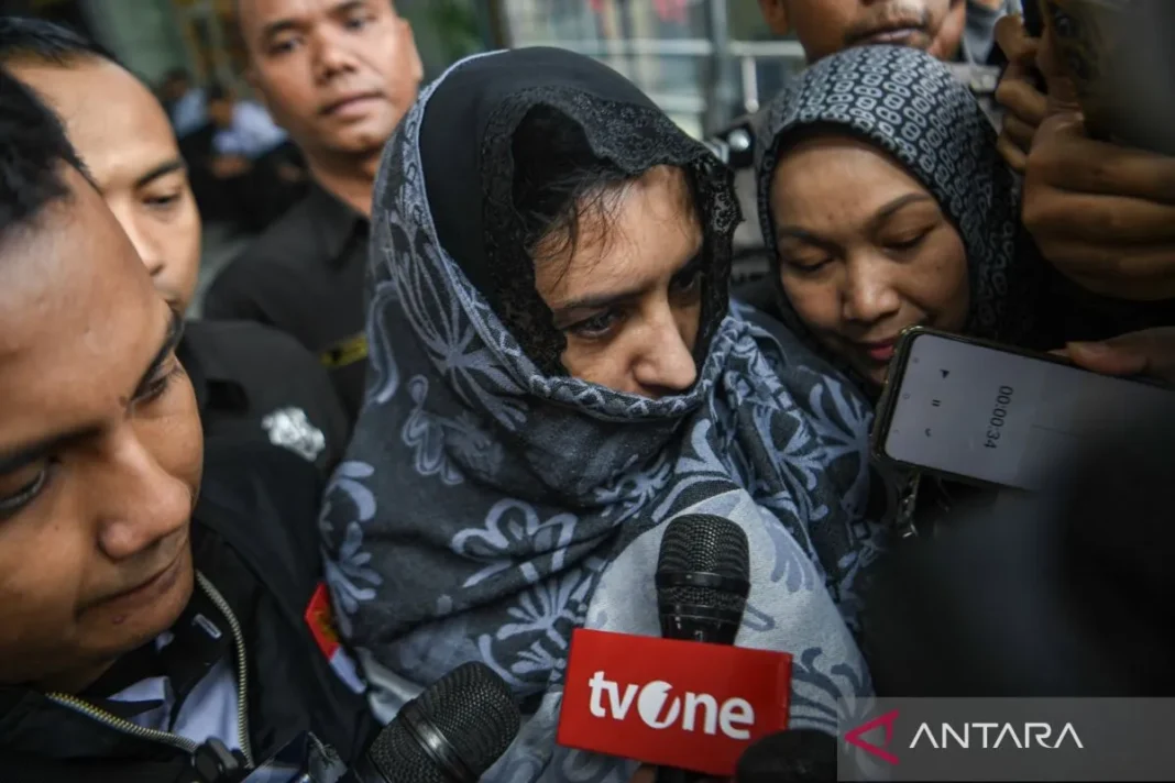 PT RNB didirikan suami dan anaknya