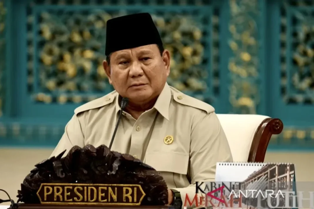 Prabowo minta pasokan BBM hingga jaringan internet stabil saat Lebaran