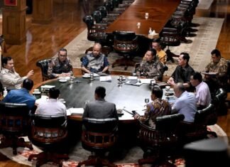 Presiden Prabowo Gelar Rapat di Hambalang, Bahas Pendidikan, Geopolitik hingga Kesiapan Mudik Lebaran