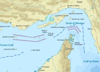 Trump Ancam Tingkatkan Serangan ke Iran jika Selat Hormuz Diblokade