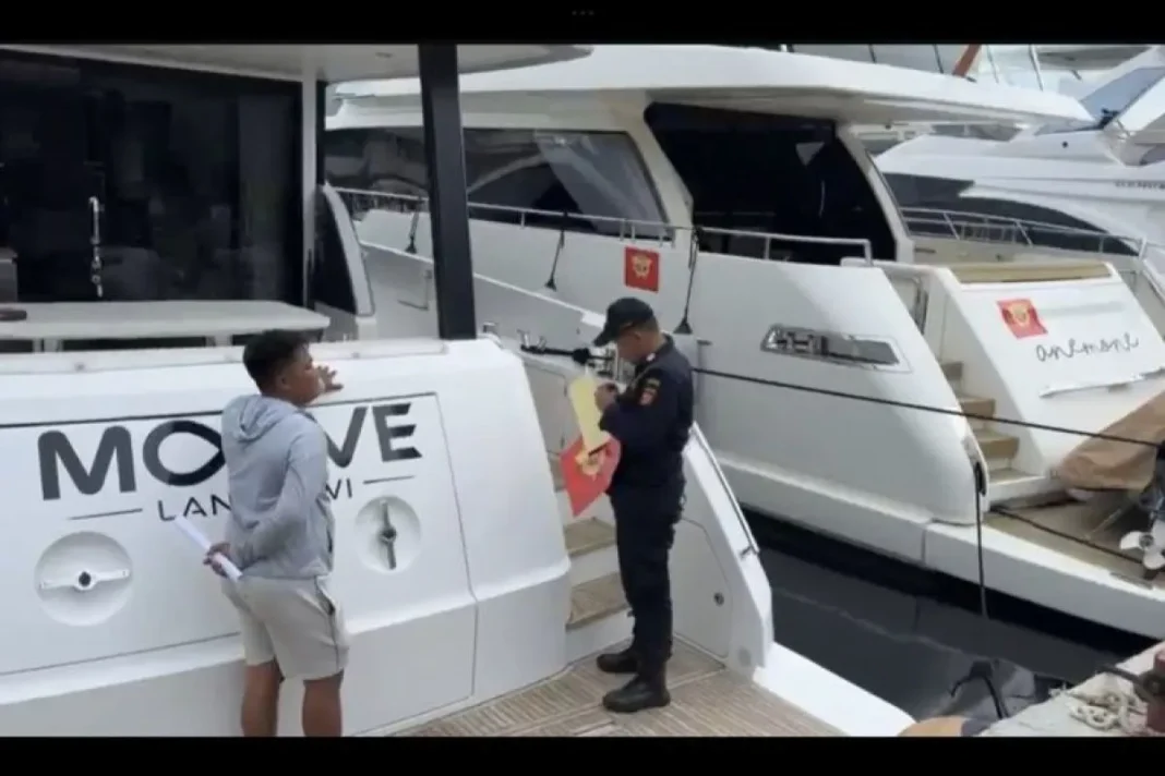 Bea Cukai-DJP segel empat yacht di Pantai Marina