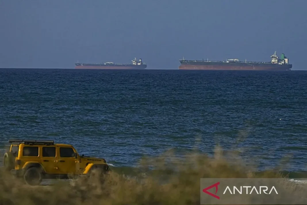Iran batasi 12 kapal per hari di Selat Hormuz, biaya 2 juta dolar AS